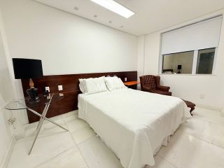 Casa de Condomínio Mobiliado Para Vender com 4 quartos sendo 4 suítes no bairro Sim em Feira De Santana