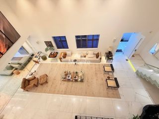 Casa de Condomínio Mobiliado Para Vender com 4 quartos sendo 4 suítes no bairro Sim em Feira De Santana