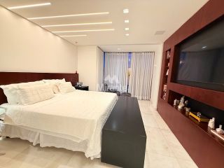 Casa de Condomínio Mobiliado Para Vender com 4 quartos sendo 4 suítes no bairro Sim em Feira De Santana