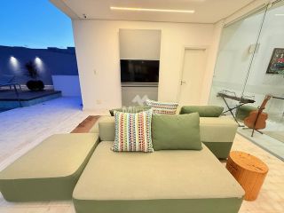 Casa de Condomínio Mobiliado Para Vender com 4 quartos sendo 4 suítes no bairro Sim em Feira De Santana