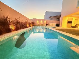 Casa de Condomínio Mobiliado Para Vender com 4 quartos sendo 4 suítes no bairro Sim em Feira De Santana