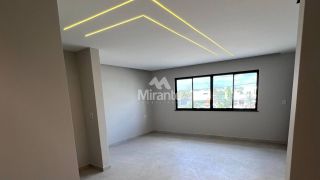 Casa de Condomínio Para Vender com 4 quartos sendo 4 suítes no bairro Papagaio em Feira De Santana