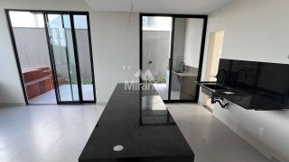 Casa de Condomínio Para Vender com 4 quartos sendo 4 suítes no bairro Papagaio em Feira De Santana