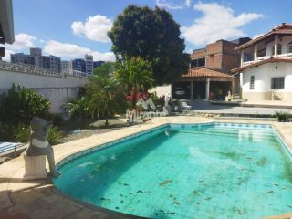 Casa Para Vender com 3 quartos sendo 2 suítes no bairro Jardim Acácia em Feira De Santana