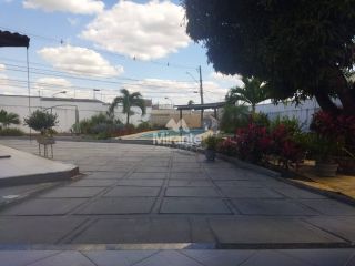 Casa Para Vender com 3 quartos sendo 2 suítes no bairro Jardim Acácia em Feira De Santana