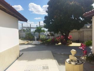 Casa Para Vender com 3 quartos sendo 2 suítes no bairro Jardim Acácia em Feira De Santana