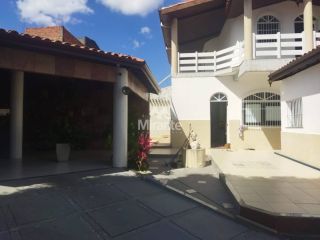 Casa Para Vender com 3 quartos sendo 2 suítes no bairro Jardim Acácia em Feira De Santana