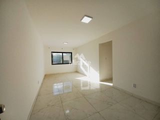 Apartamento Para Vender com 3 quartos 1 suíte no bairro Ponto Central em Feira De Santana