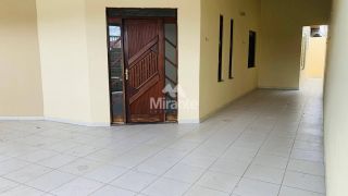Casa Para Alugar com 3 quartos sendo 1 suíte no bairro Brasília em Feira De Santana
