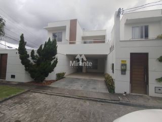 Casa de Condomínio Para Vender com 3 quartos sendo 3 suítes no bairro Sim em Feira De Santana