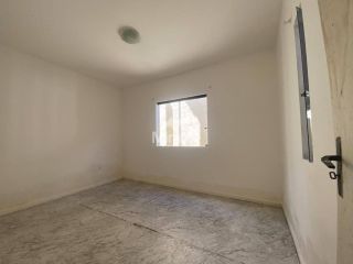 Casa Para Alugar com 3 quartos 1 suíte no bairro Kalilândia em Feira De Santana