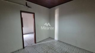 Casa Para Alugar com 4 quartos no bairro Kalilândia em Feira De Santana