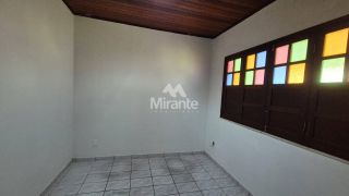 Casa Para Alugar com 4 quartos no bairro Kalilândia em Feira De Santana