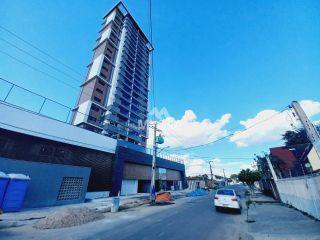Apartamento Para Vender com 3 quartos sendo 3 suítes no bairro Santa Mônica em Feira De Santana