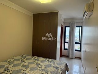 Apartamento Para Vender com 4 quartos 4 suítes no bairro Santa Mônica em Feira De Santana