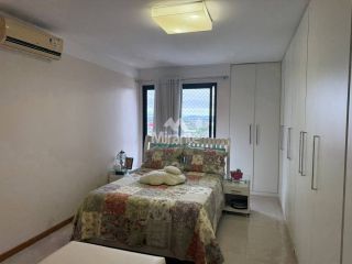 Apartamento Para Vender com 4 quartos 4 suítes no bairro Santa Mônica em Feira De Santana