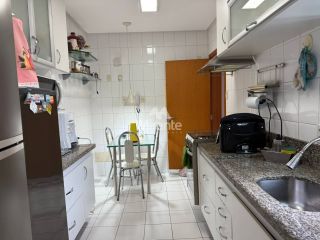 Apartamento Para Vender com 4 quartos 4 suítes no bairro Santa Mônica em Feira De Santana