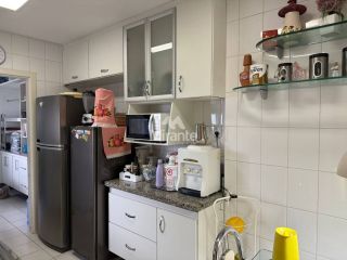 Apartamento Para Vender com 4 quartos 4 suítes no bairro Santa Mônica em Feira De Santana