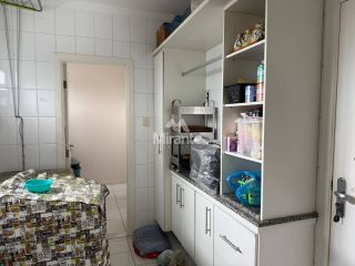 Apartamento Para Vender com 4 quartos 4 suítes no bairro Santa Mônica em Feira De Santana
