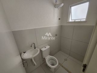 Casa de Condomínio Para Alugar com 2 quartos sendo 2 suítes no bairro Sim em Feira De Santana