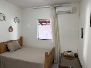 Casa de Condomínio Para Vender com 3 quartos sendo 1 suítes no bairro Lagoa Salgada em Feira De Santana