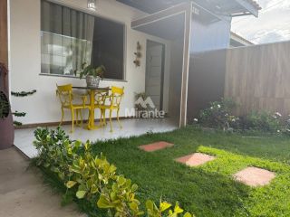 Casa de Condomínio Para Vender com 3 quartos sendo 1 suítes no bairro Lagoa Salgada em Feira De Santana