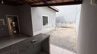 Casa de Condomínio Para Vender com 3 quartos sendo 1 suíte no bairro Calumbi em Feira De Santana