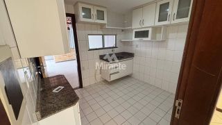 Casa de Condomínio Para Vender com 3 quartos sendo 1 suíte no bairro Calumbi em Feira De Santana