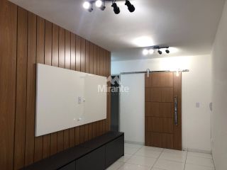 Casa de Condomínio Para Alugar com 2 quartos sendo 1 suíte no bairro Registro em Feira De Santana