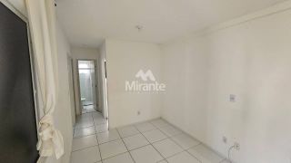 Apartamento Para Alugar com 2 quartos no bairro Tomba em Feira De Santana