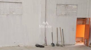 Galpão / Depósito / Armazém Para Alugar no bairro Baraúnas em Feira De Santana