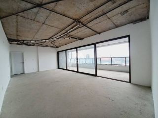 Apartamento Para Vender com 3 quartos, sendo 3 suítes no bairro Santa Mônica em Feira De Santana