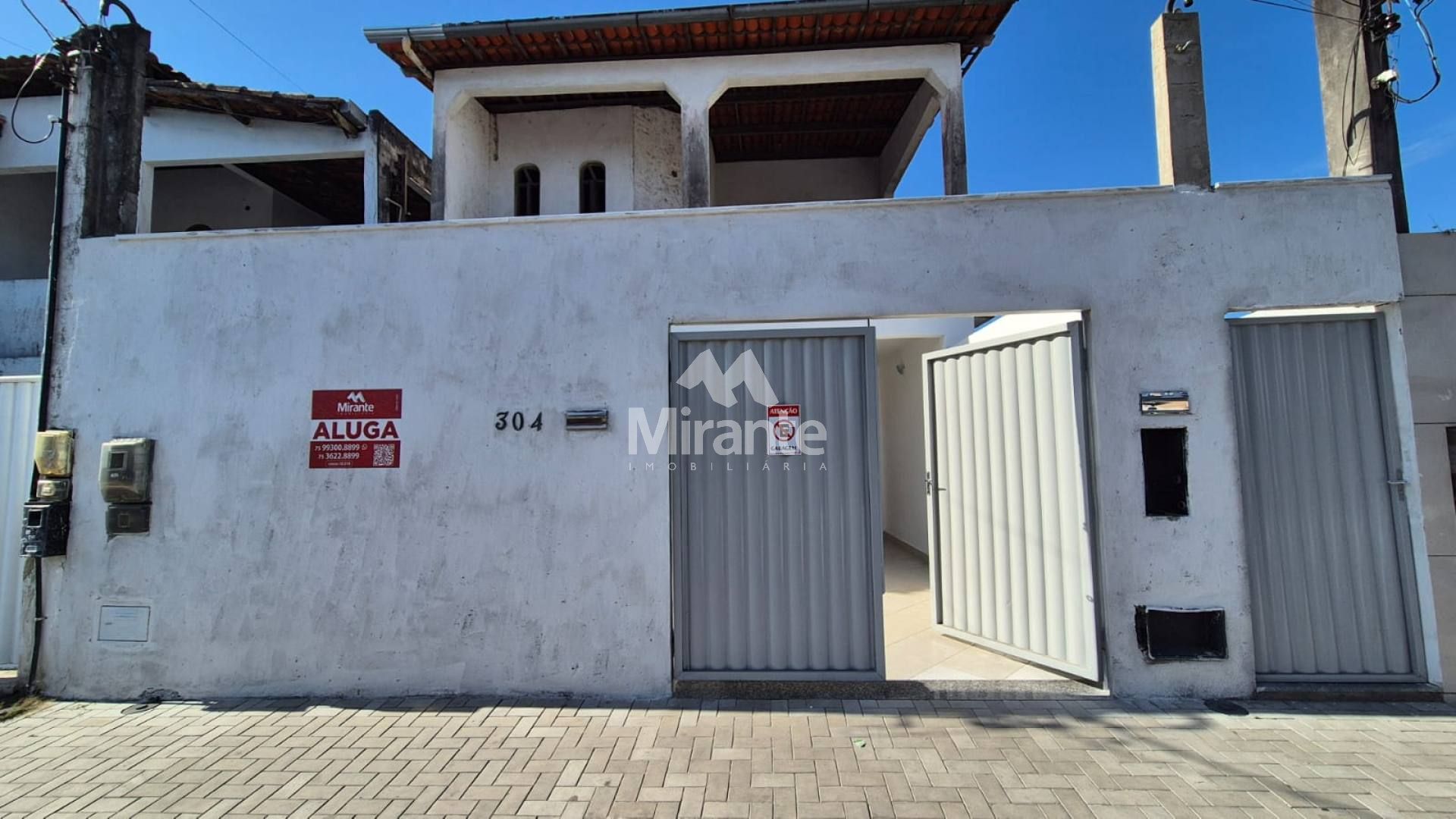 Casa Para Alugar com 3 quartos no bairro Jardim Cruzeiro em Feira De Santana