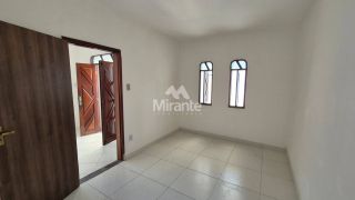 Casa Para Alugar com 3 quartos no bairro Jardim Cruzeiro em Feira De Santana