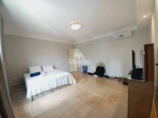 Casa de Condomínio Para Vender com 4 quartos 2 suítes no bairro Santa Mônica em Feira De Santana