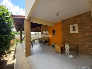 Casa de Condomínio Para Vender com 4 quartos 2 suítes no bairro Santa Mônica em Feira De Santana