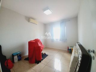 Casa de Condomínio Para Vender com 4 quartos 2 suítes no bairro Santa Mônica em Feira De Santana