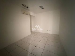 Sala Comercial Para Alugar no bairro Centro em Feira De Santana