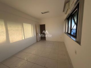 Sala Comercial Para Alugar no bairro Centro em Feira De Santana