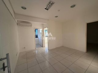 Sala Comercial Para Alugar no bairro Centro em Feira De Santana