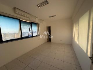 Sala Comercial Para Alugar no bairro Centro em Feira De Santana