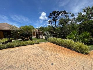 Casa de Condomínio Para Vender com 5 quartos sendo 5 suítes, Praia do Forte em Mata De São João