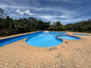Casa de Condomínio Para Vender com 5 quartos sendo 5 suítes, Praia do Forte em Mata De São João