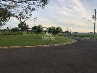Lote / Terreno de Condomínio Para Vender no bairro Registro em Feira De Santana