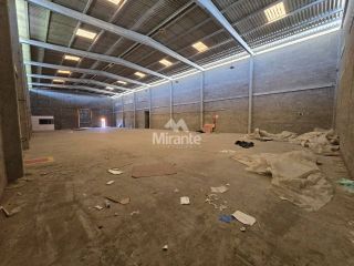 Galpão / Depósito / Armazém Para Alugar no bairro Novo Horizonte em Feira De Santana