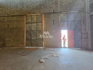 Galpão / Depósito / Armazém Para Alugar no bairro Novo Horizonte em Feira De Santana