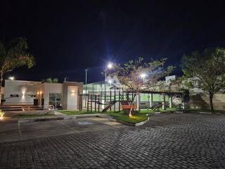 Casa de Condomínio Mobiliada Para Vender com 3 quartos sendo 1 suíte no bairro Registro em Feira De Santana