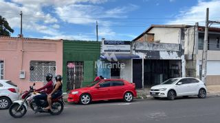 Casa Para Vender no bairro Queimadinha em Feira De Santana