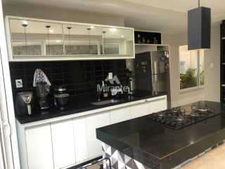 Casa de Condomínio Para Alugar com 3 quartos sendo 3 suítes no bairro Santa Mônica em Feira De Santana