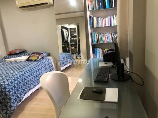 Casa de Condomínio Para Alugar com 3 quartos sendo 3 suítes no bairro Santa Mônica em Feira De Santana